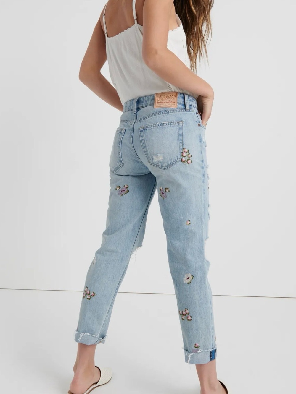 Lucky Brand Light Blue Distressed Boyfriend Jeans with Floral Embroidery - Picture 3 of 13